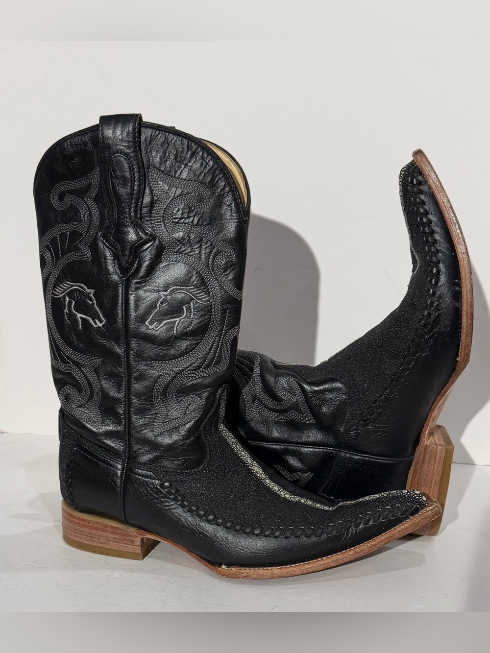 Los Gueritos Boots Mens Sz 8M  MEX 27 Western Point Toe Pure Leather Stingray